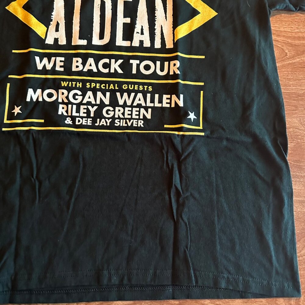 Gildan Jason Aldean Morgan Wallen Riley Green Dee Jay Silver Wee Back Tour Black - Picture 6 of 15